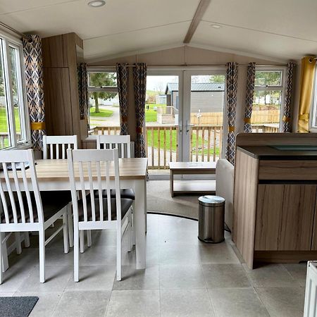 The Trout Van - Beautiful, Luxury Static Caravan Aberlour Ngoại thất bức ảnh