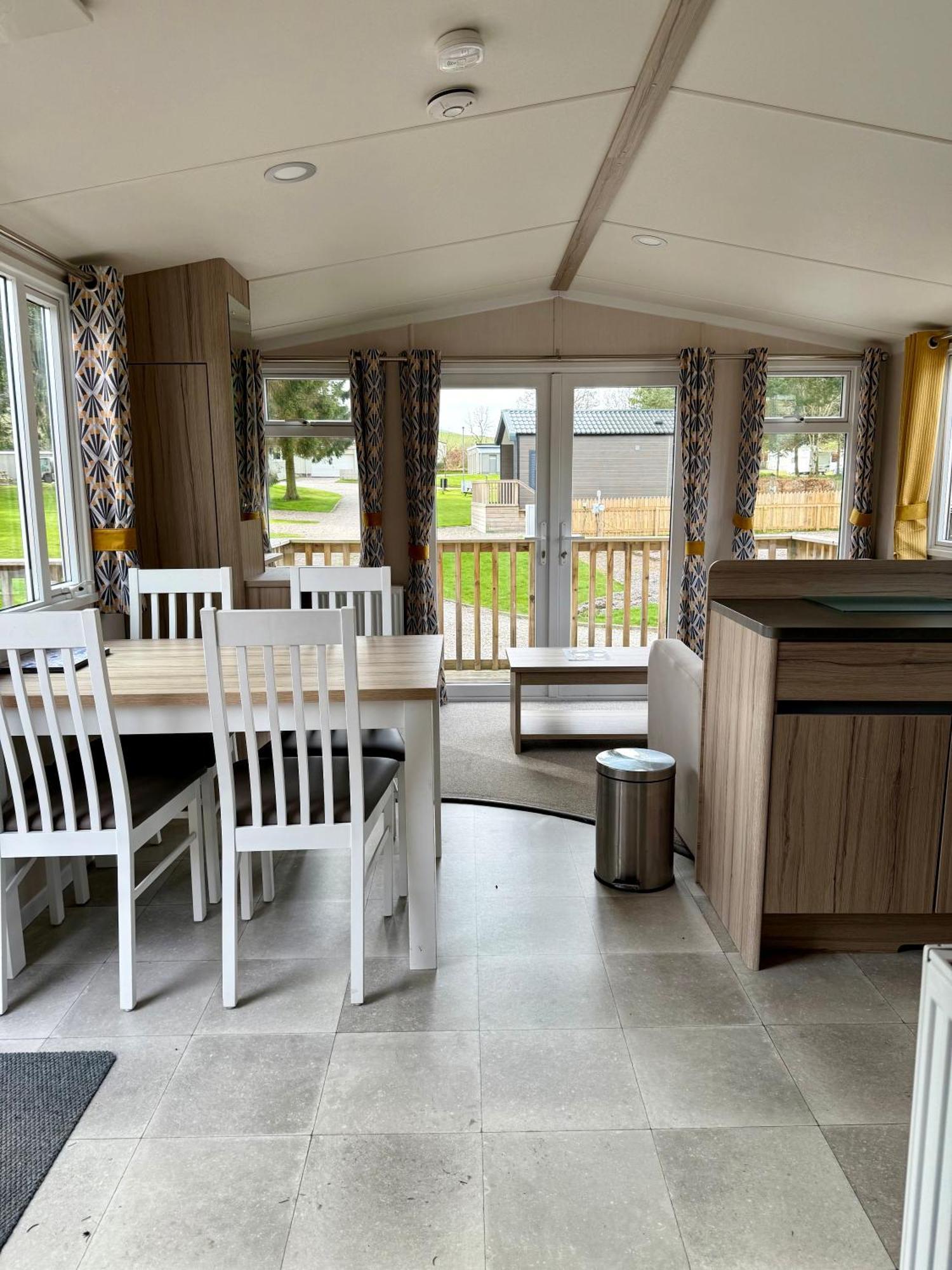 The Trout Van - Beautiful, Luxury Static Caravan Aberlour Ngoại thất bức ảnh